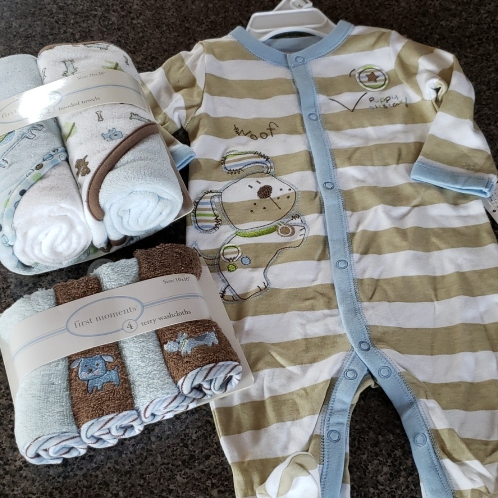 Sleeper and Bath Set New!